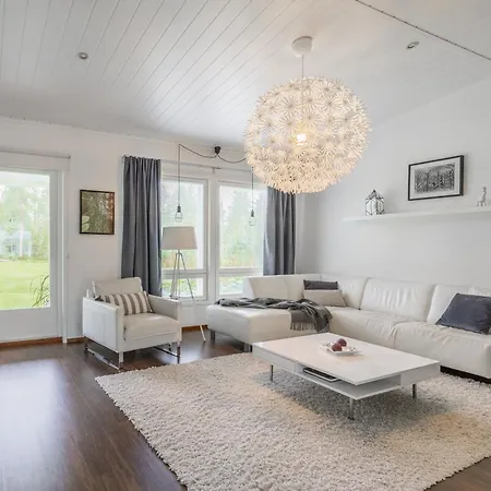 아파트 Arctic Clover 로바니에미